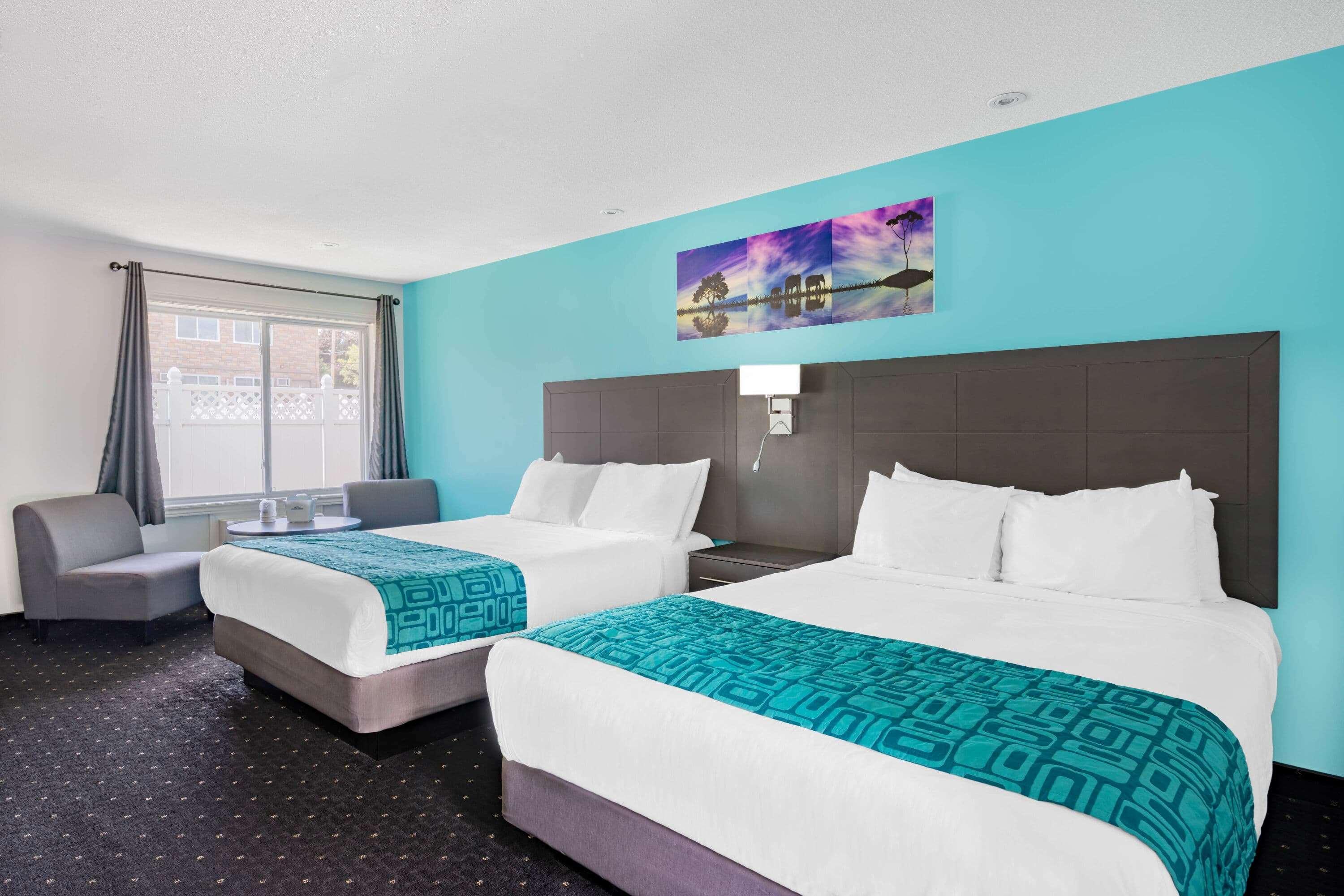 Howard Johnson By Wyndham Gananoque Exterior photo